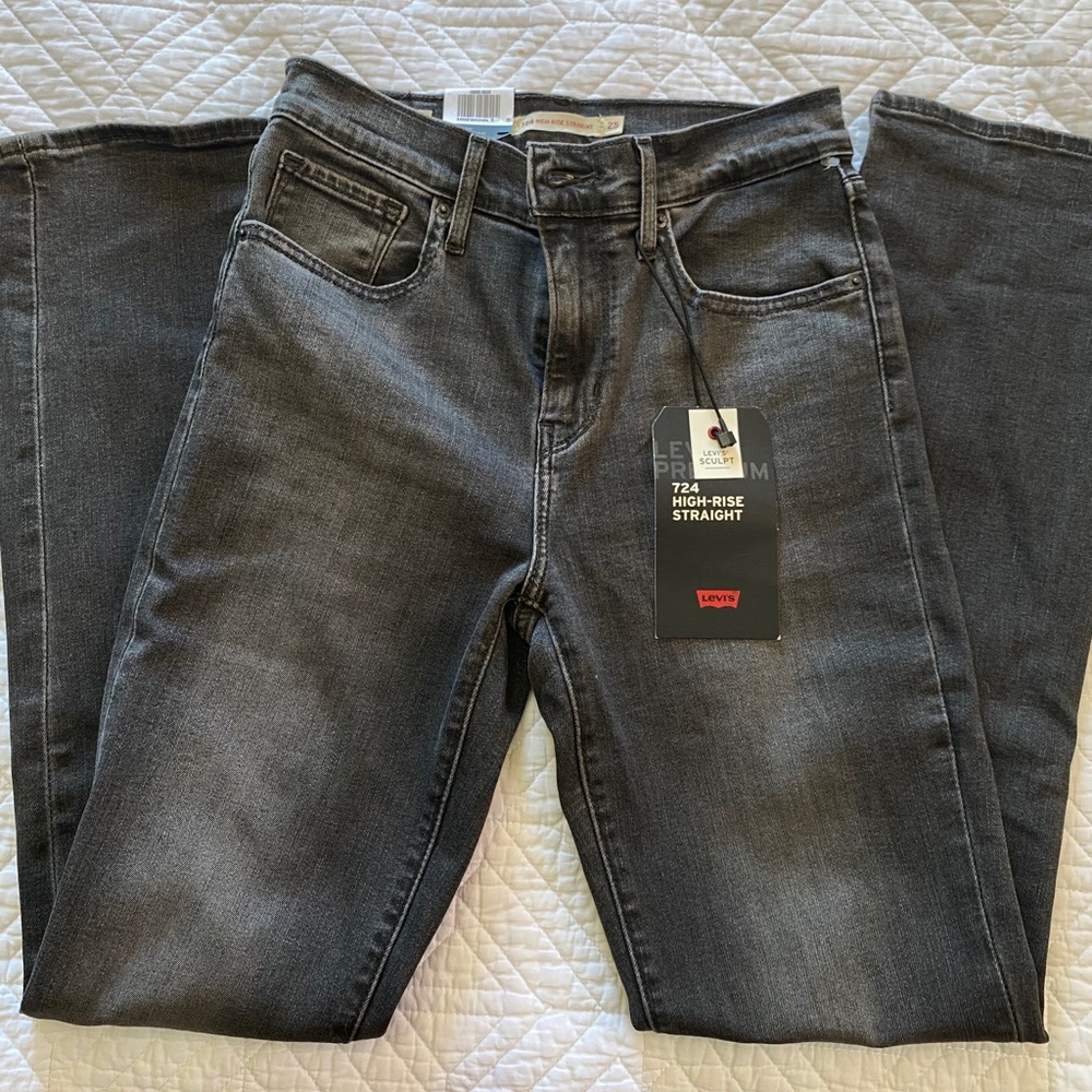 NWT Levi Sculpt 724 High Rise Straight Jeans